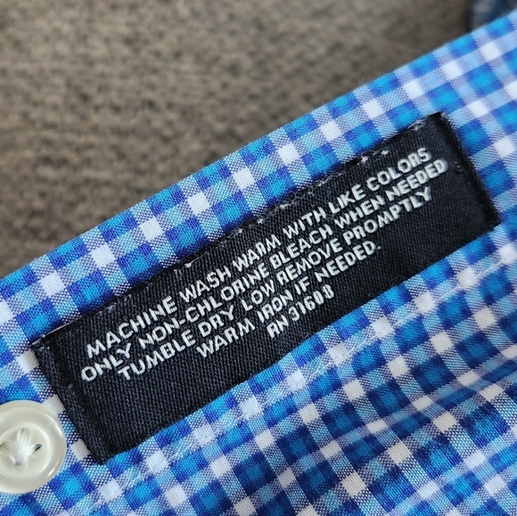 Jos. A. Bank Men's Button-Up Shirt, Classic Collection, Size Large, Pre-owned - Picture 11 of 12